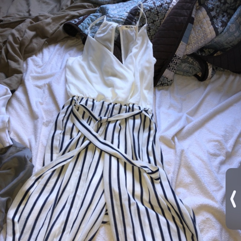 MIKEY & JOEY SIZE M JUMPSUIT